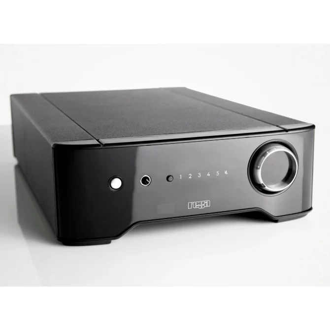 REGA BRIO AMPLIFIER