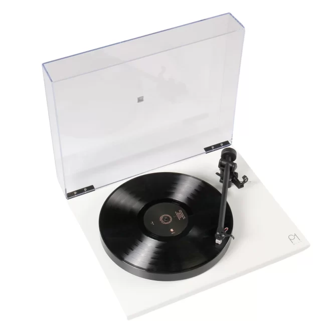 REGA’S GREEN GRADE ECO-FRIENDLY TURNTABLE P1 PLUS (P1 PLUS ecodeck)